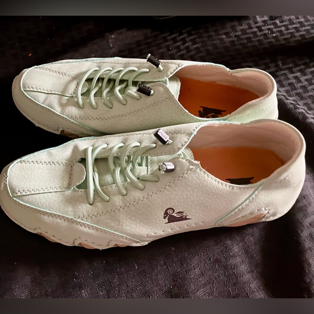 ⚜️NWOT WOMEN’S ‘SHEIN’ SHOES⚜️